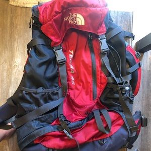 Used The North Face terra 45